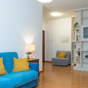 https://mimmi-apartment-zurigo-12.it-lombardy.com